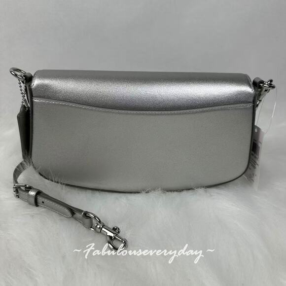 Coach Andrea Shoulder Bag In Pearlized Smooth Leather/Light Silver CW023 - Picture 3 of 9